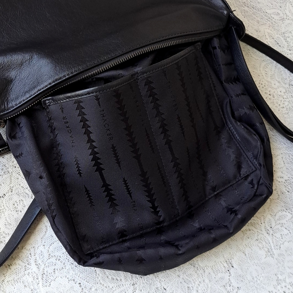 📢Sold‼️ Thacker New York Black Leather Sling Half Moon Hobo Crossbody Bag - Picture 13 of 15